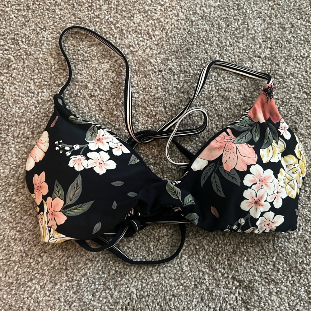 Reversible printed billabong bikini top